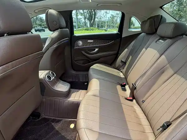 Mercedes-Benz E-Class 2021