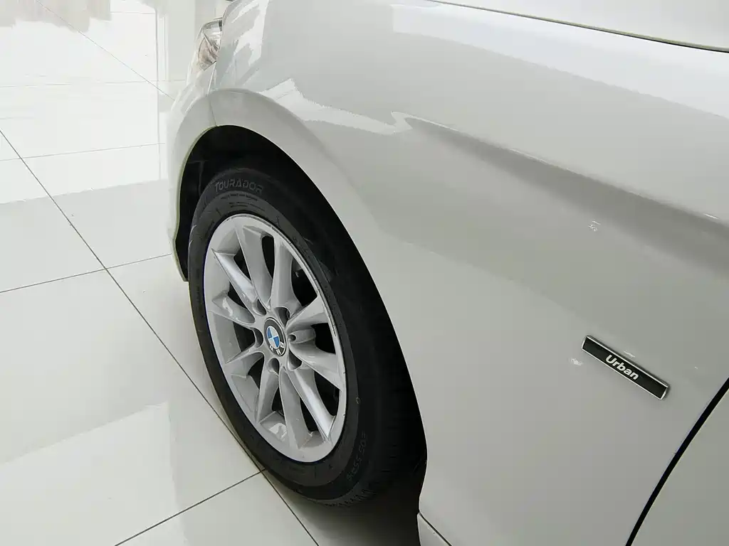 BMW 1 Series 2016 — фото 29