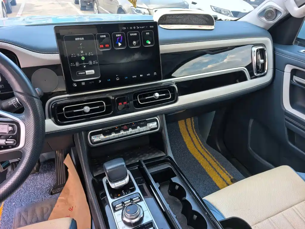 BAIC BJ60 2023 — фото 15