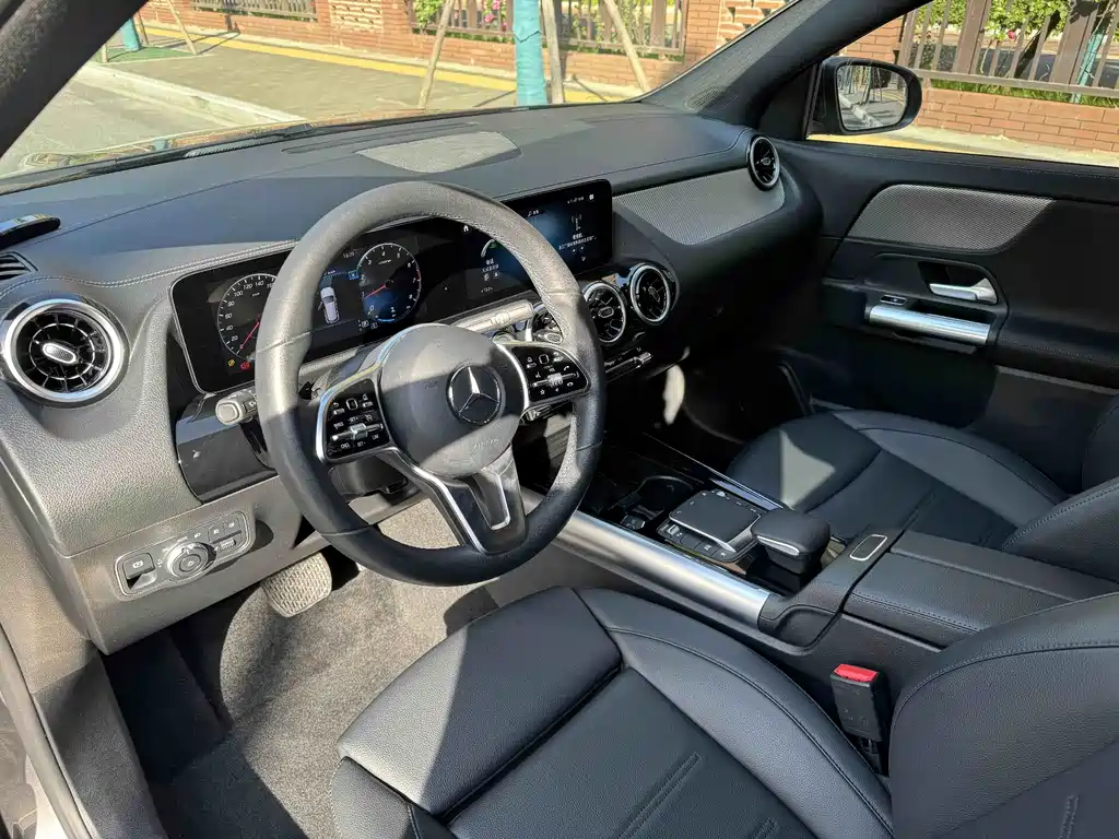 Mercedes-Benz GLA 2022 — фото 7