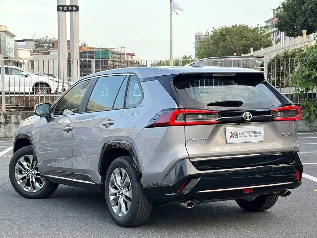 Toyota Wildlander 2025