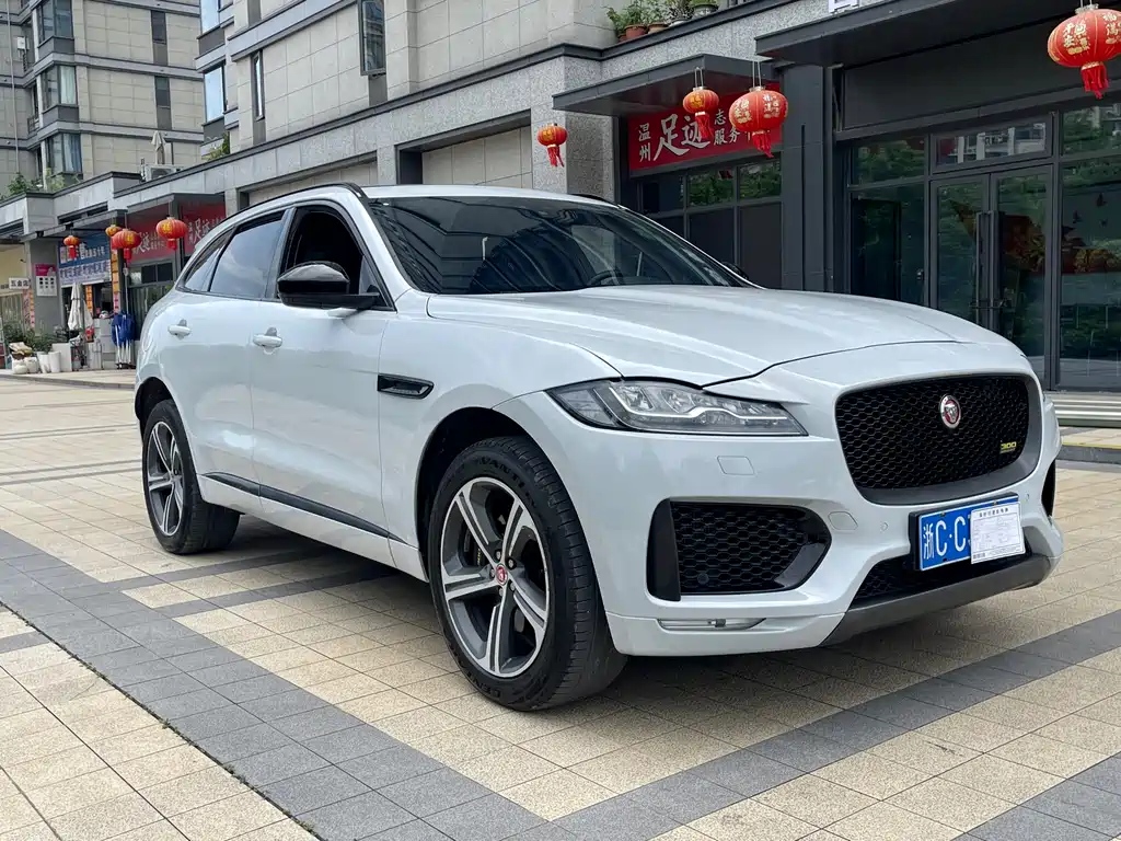 Jaguar F-PACE 2020 — фото 3