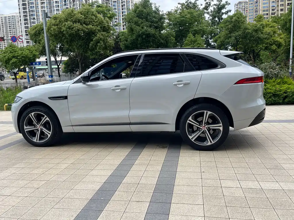 Jaguar F-PACE 2020 — фото 5