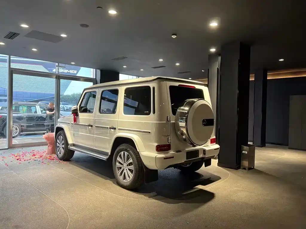 Mercedes-Benz G-Class 2023