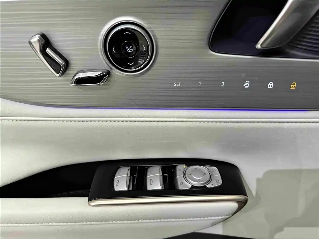 Buick GL8 Hybrid 2025 — фото 20