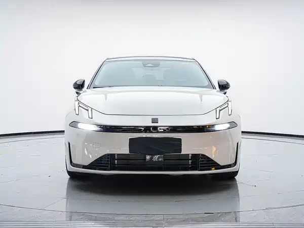 Lynk & Co 07 EM-P 2024