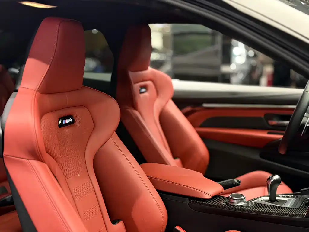 BMW M4 2019 — фото 12