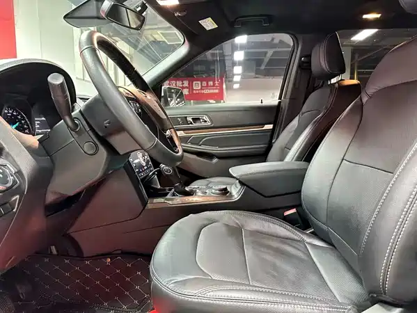 Ford Explorer 2019