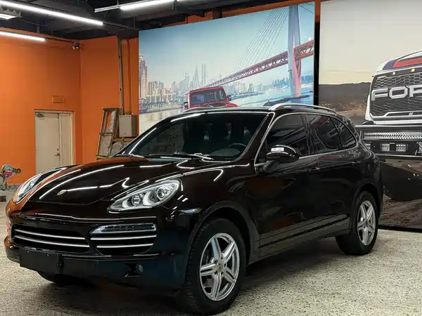 Porsche Cayenne 2014