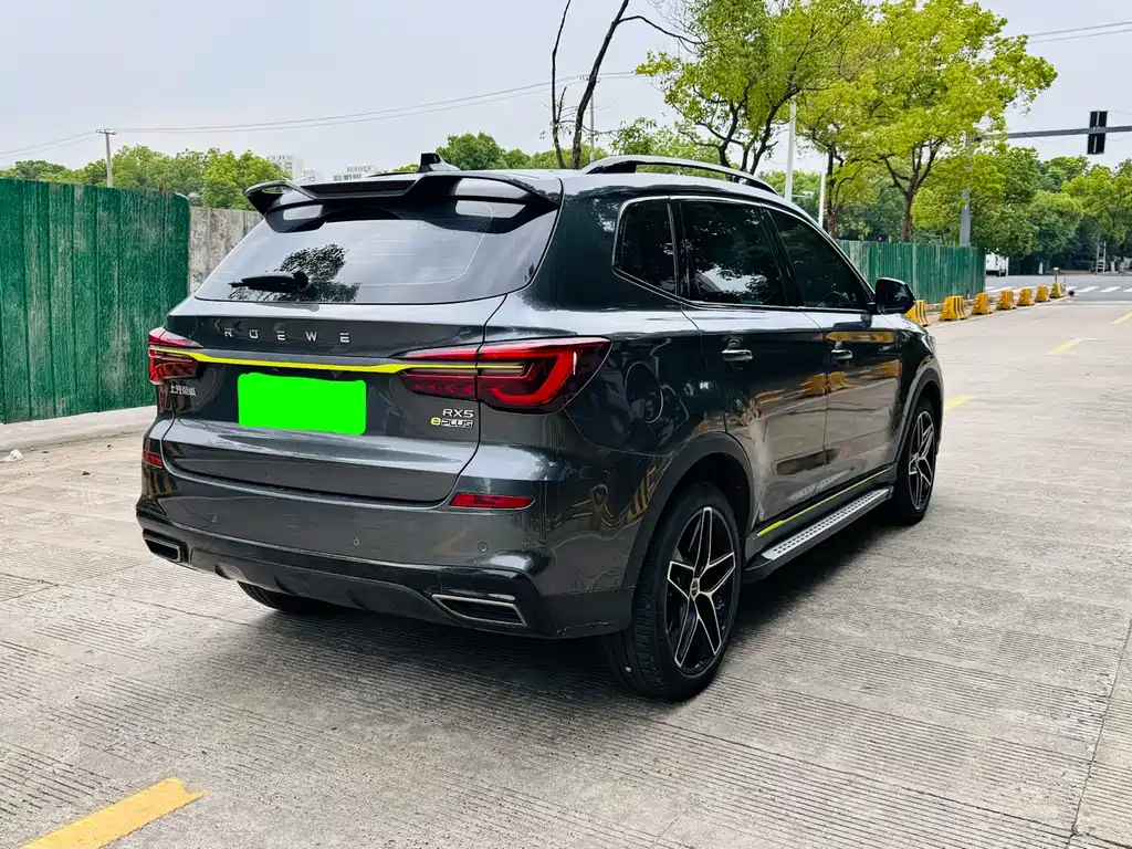 Roewe RX5 New Energy 2022 — фото 7