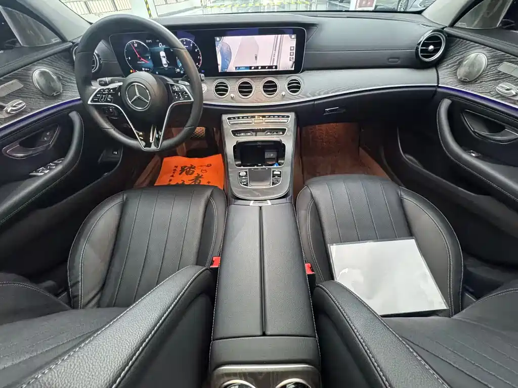 Mercedes-Benz E-Class 2023