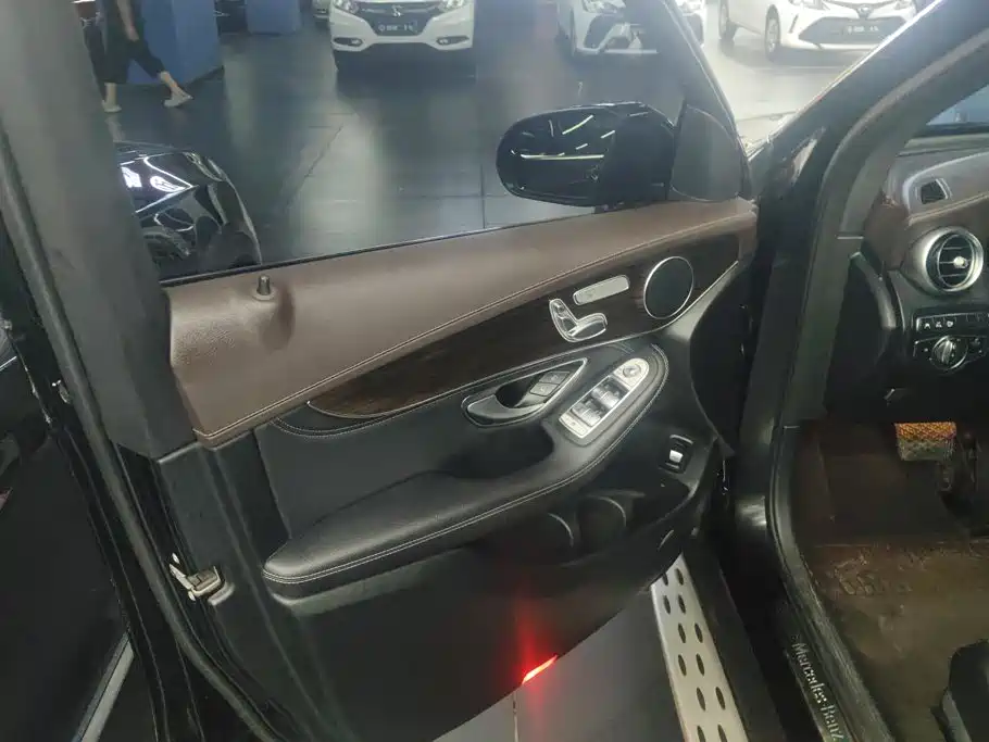 Mercedes-Benz GLC 2018