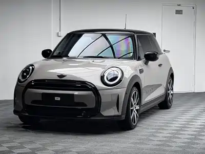 MINI MINI 2023