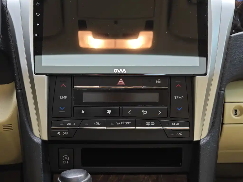 Toyota Camry 2016 — фото 17