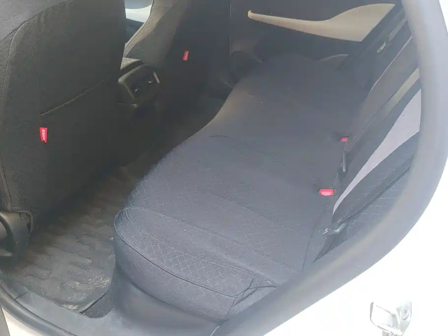 BYD Seal 05 DM-i 2025 — фото 11