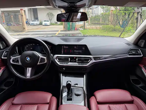 BMW 3 Series 2022