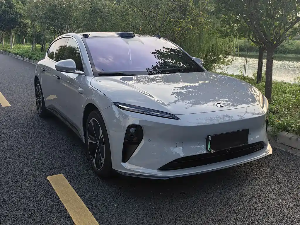 NIO ET5T 2024