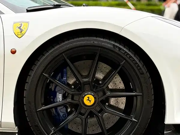 Ferrari 488 2015