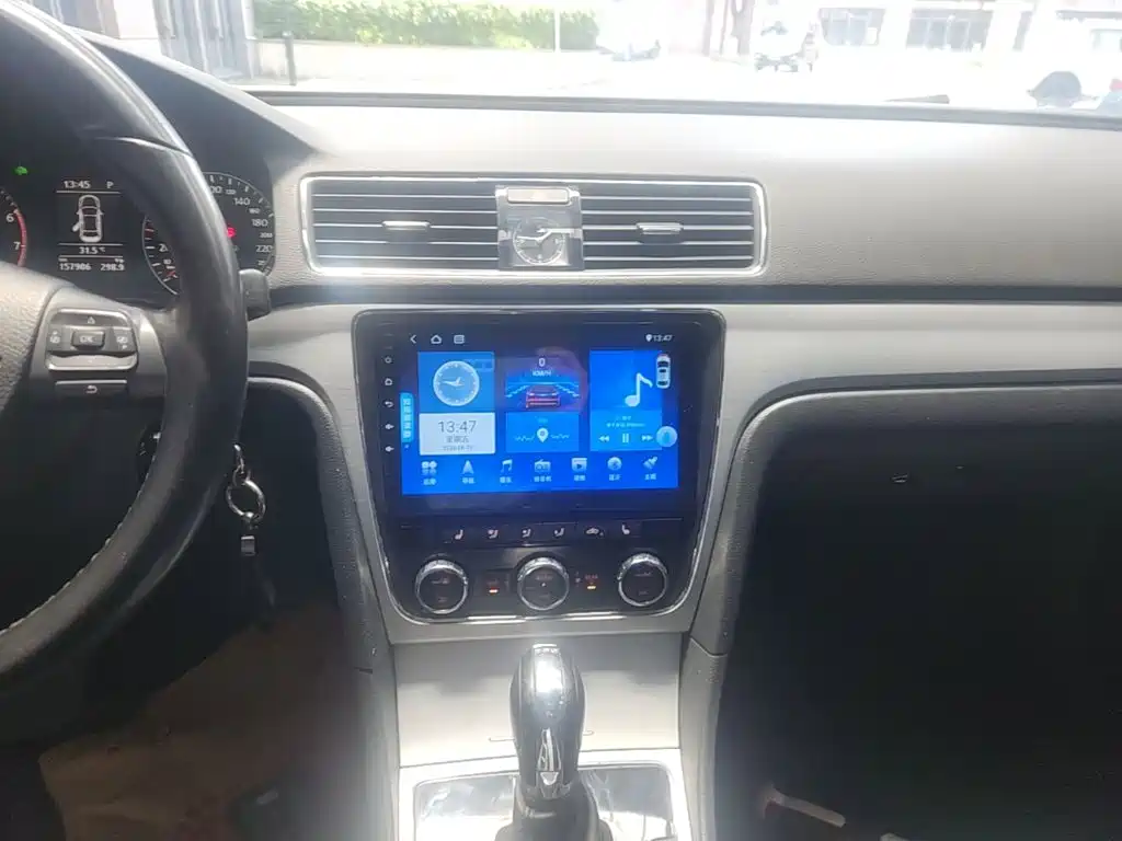 Volkswagen Passat 2015 — фото 13