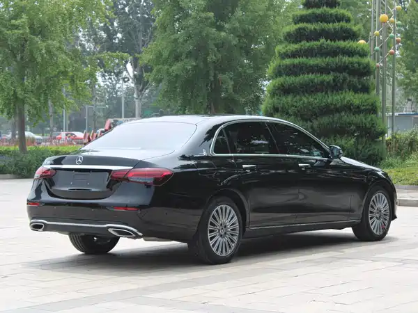 Mercedes-Benz E-Class 2023