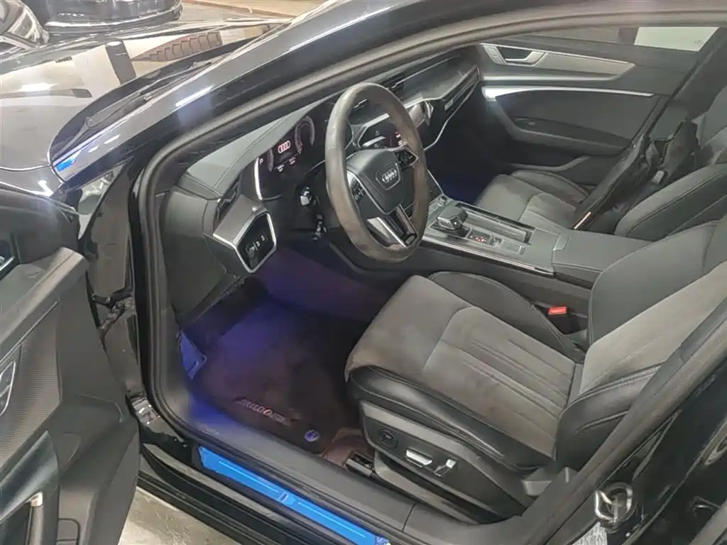 Audi A6L 2023 — фото 16