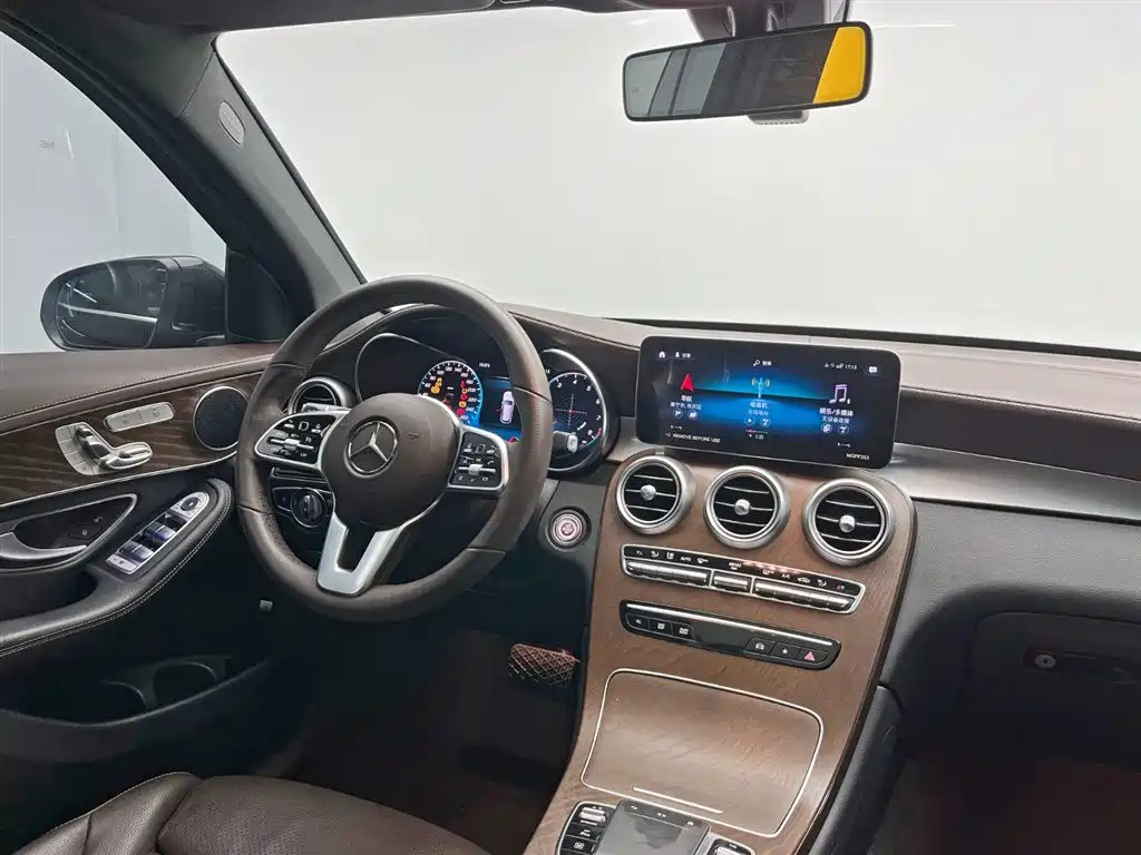 Mercedes-Benz GLC 2023 — фото 24