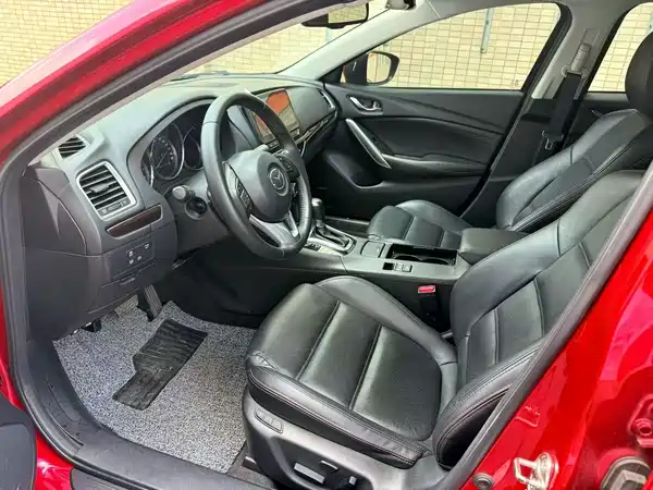 Mazda Atenza 2015