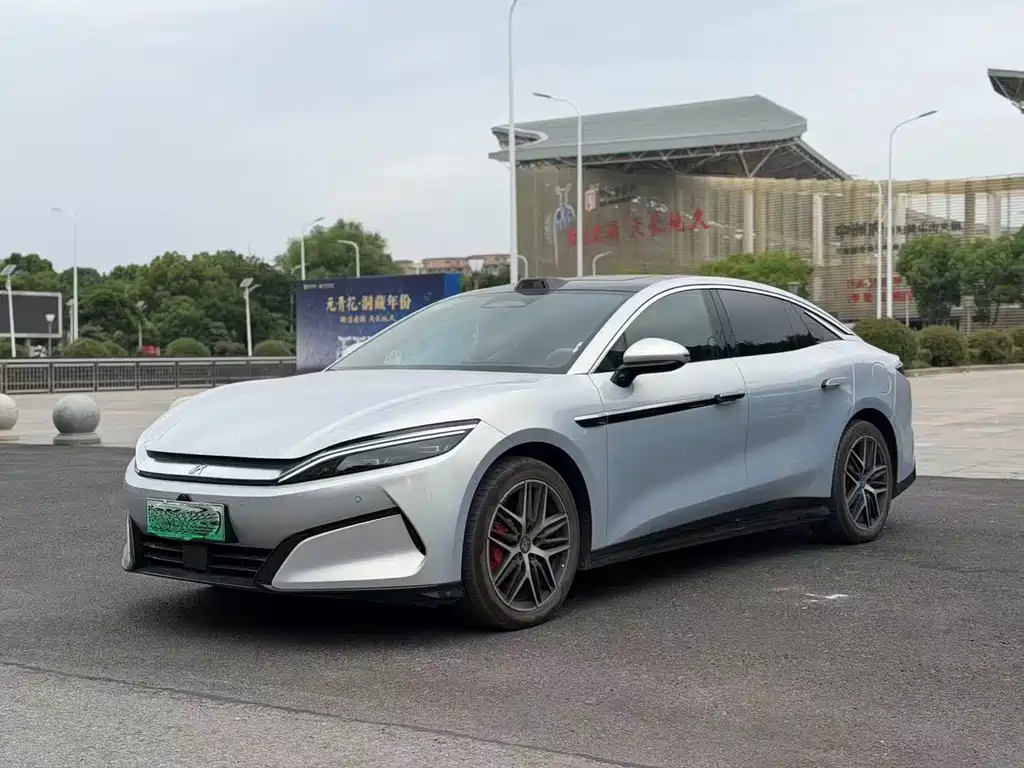 BYD Han L 2025
