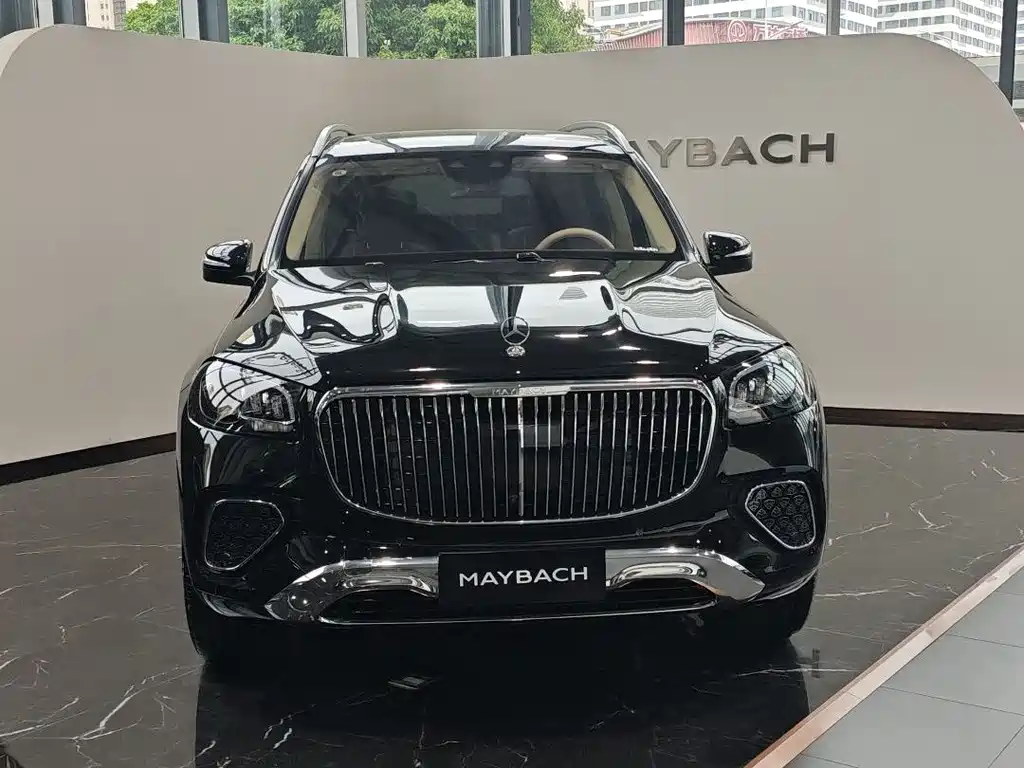 Mercedes-Benz GLS — фото 1