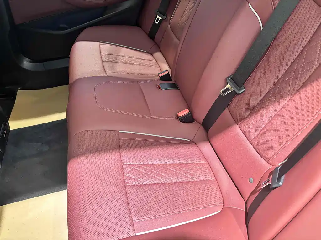 BMW 5 Series 2023