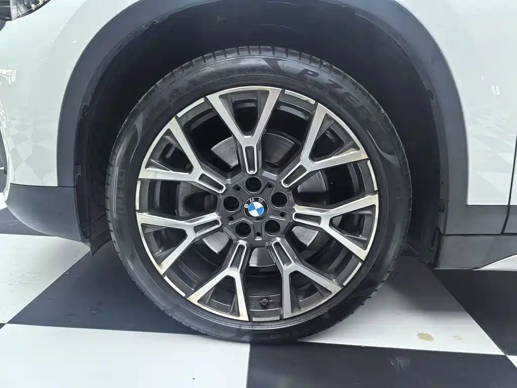 BMW X1 2022 — фото 19