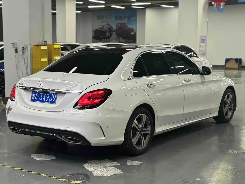 Mercedes-Benz C-Class 2021 — фото 15