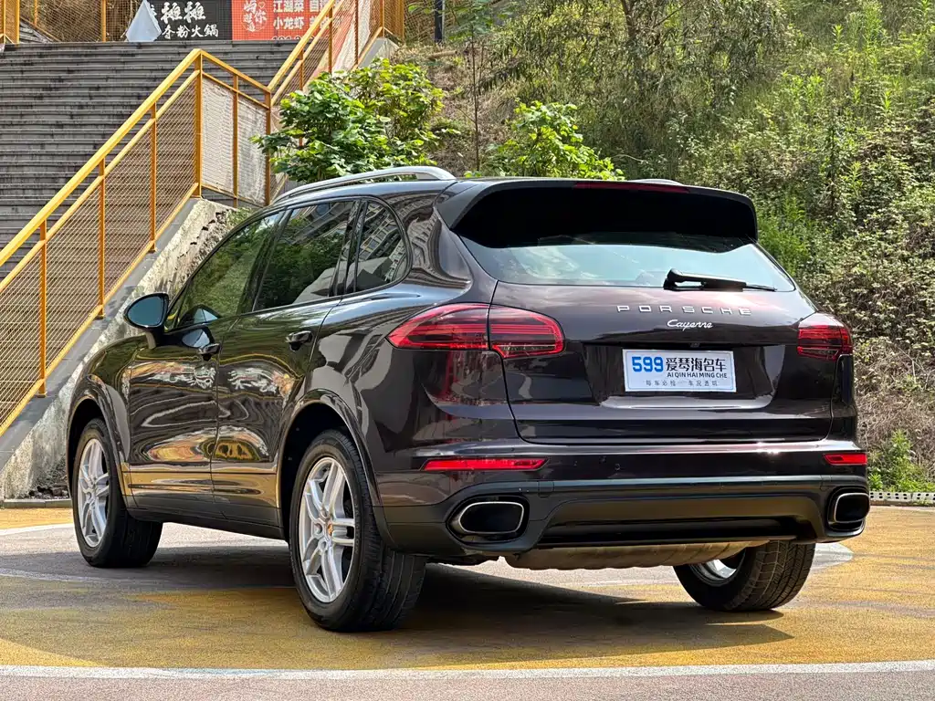 Porsche Cayenne 2017 — фото 8
