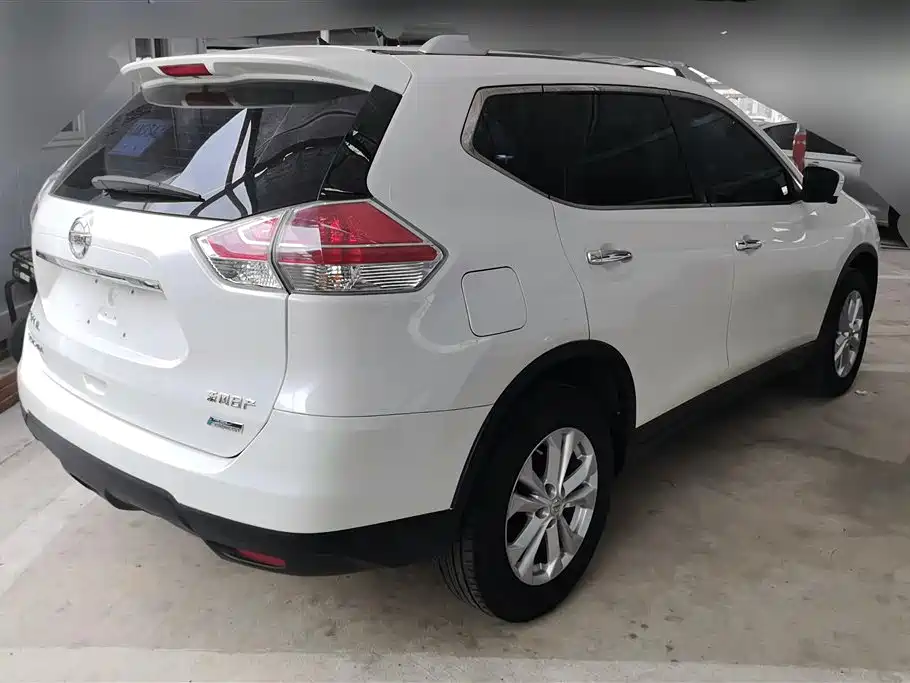 Nissan X-Trail 2015 — фото 3