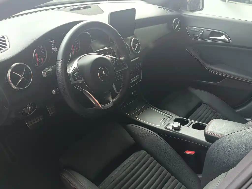 Mercedes-Benz CLA 2018 — фото 5
