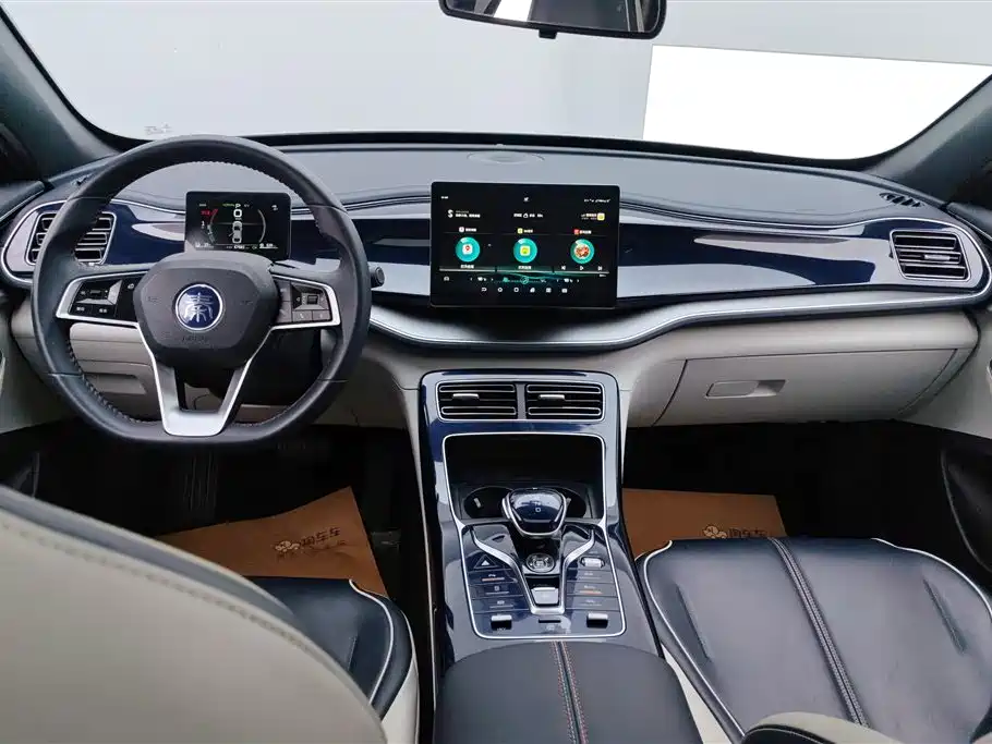 BYD Qin PLUS 2022 — фото 12