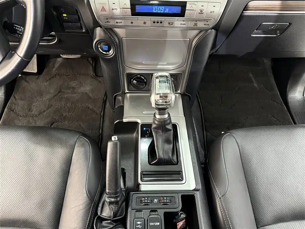 Toyota Prado 2019 — фото 16