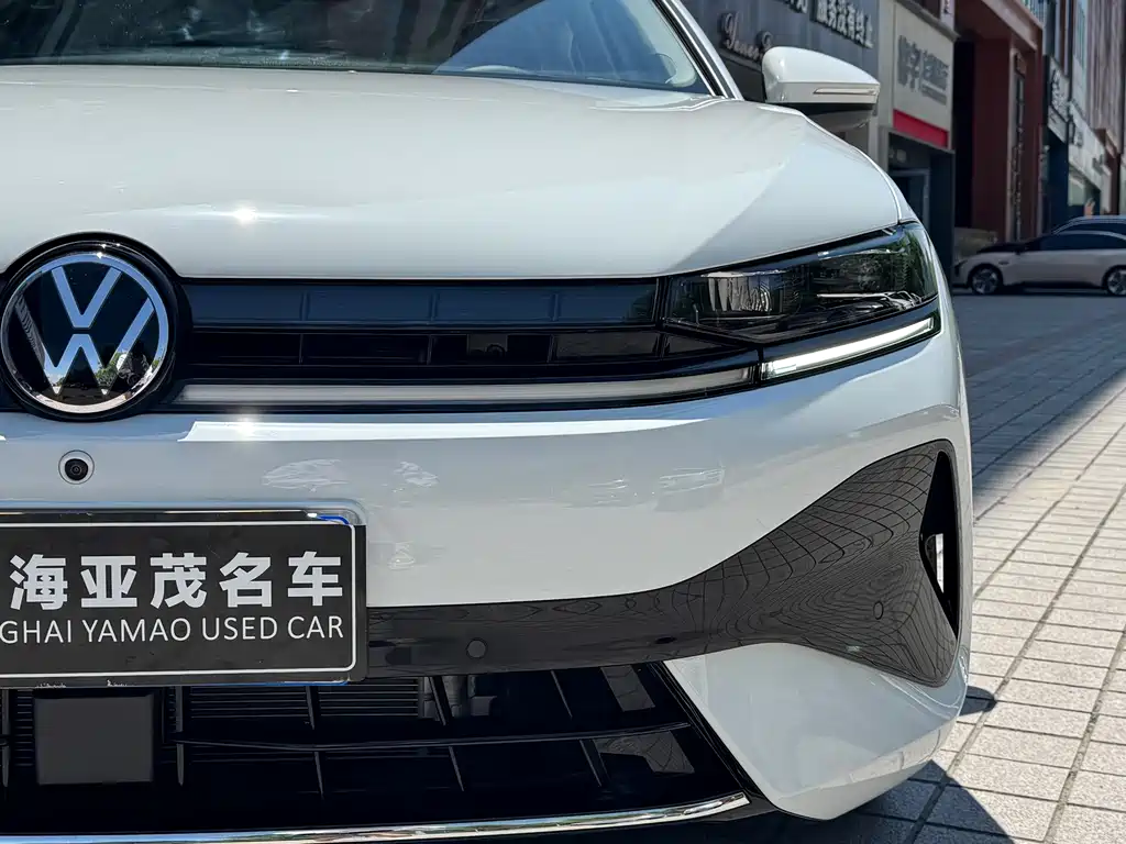 Volkswagen Sagitar 2025