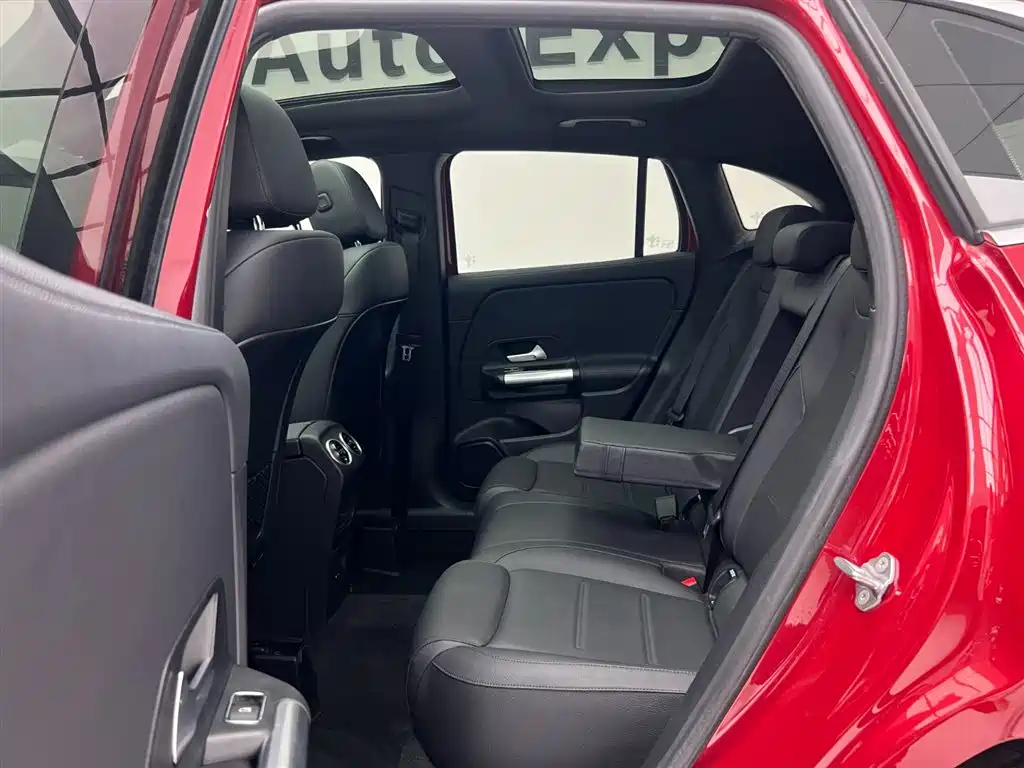 Mercedes-Benz GLA 2021 — фото 20