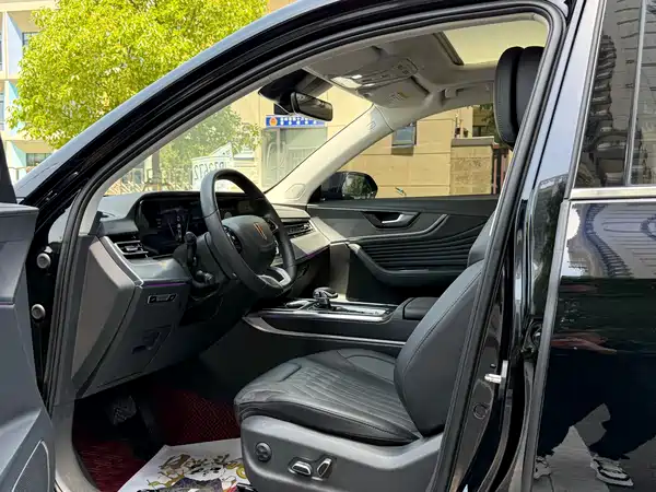 Hongqi HS5 2023