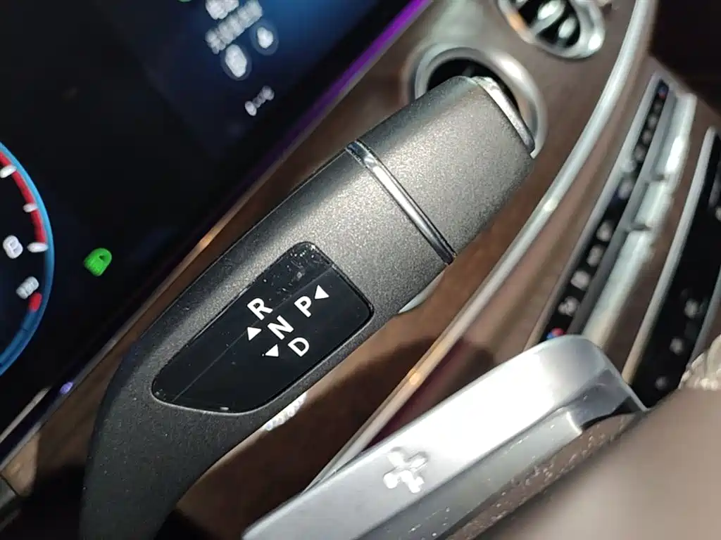 Mercedes-Benz E-Class 2023 — фото 14