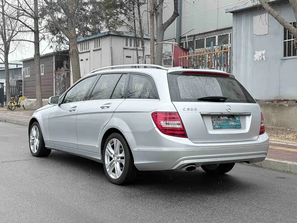 Mercedes-Benz C-Class 2015 — фото 26