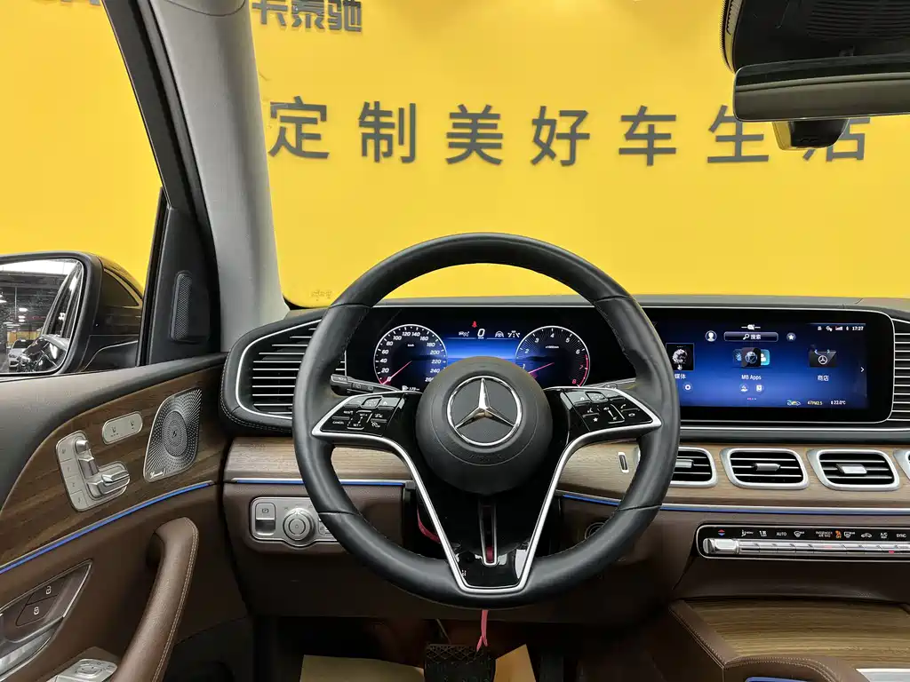 Mercedes-Benz GLE 2025 — фото 12