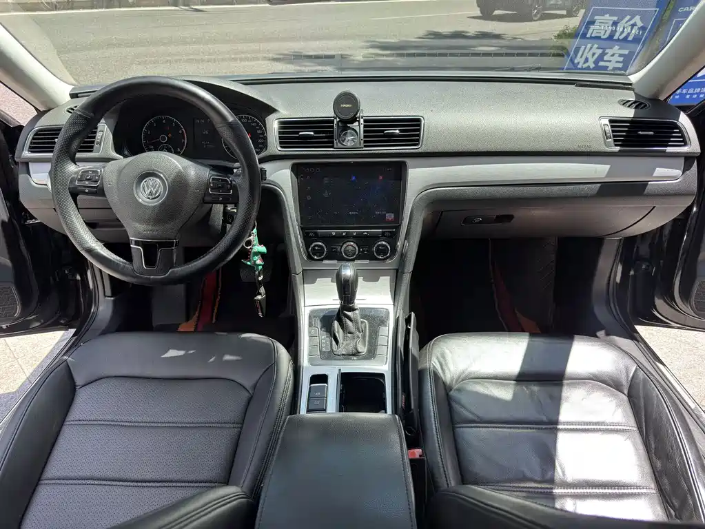 Volkswagen Passat 2012