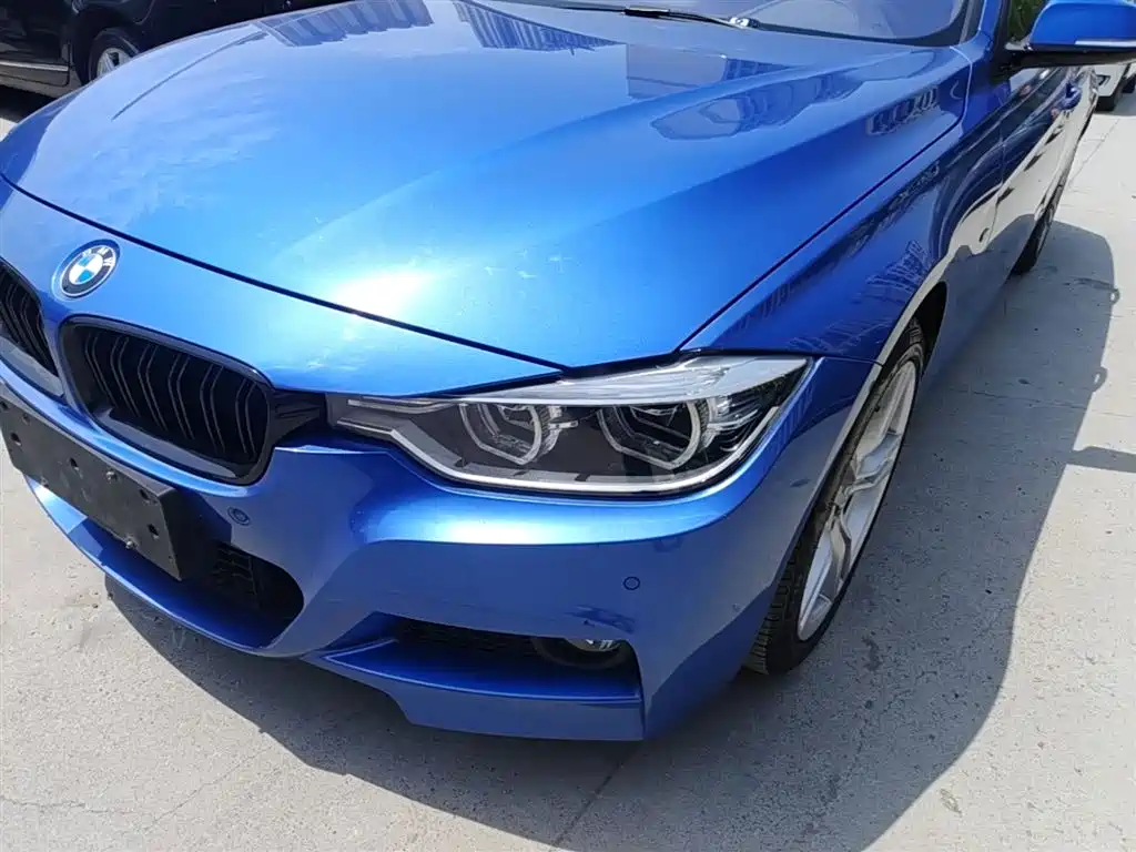 BMW 3 Series 2017 — фото 24