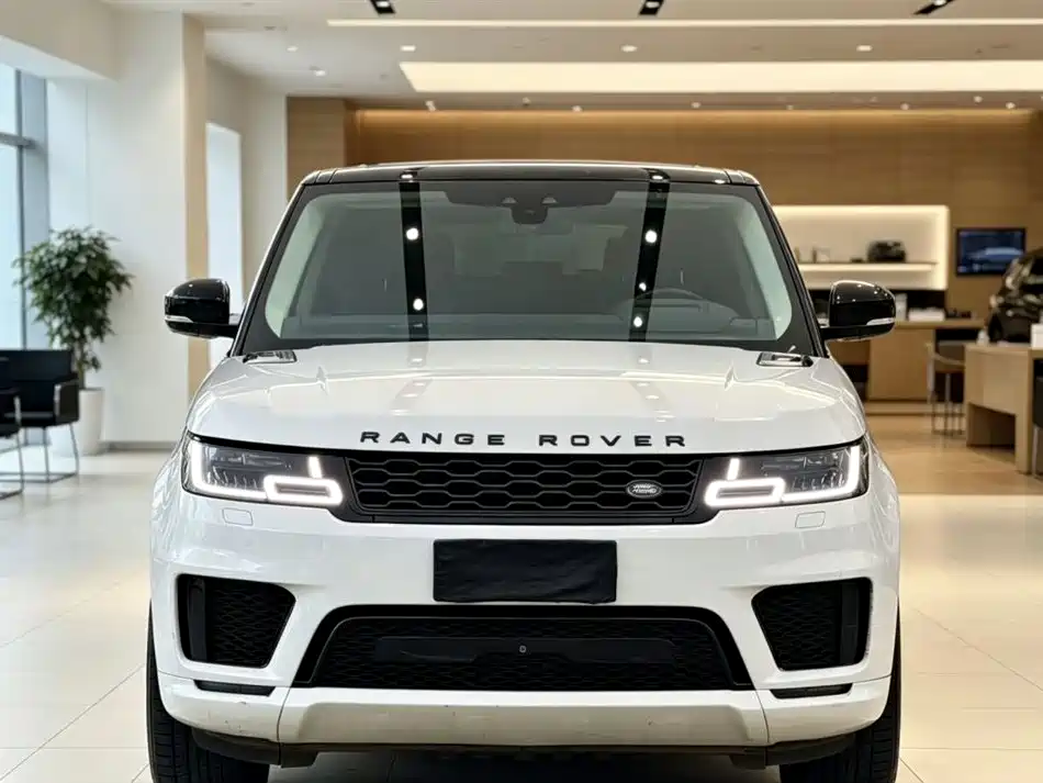 Land Rover Sport 2019 — фото 2