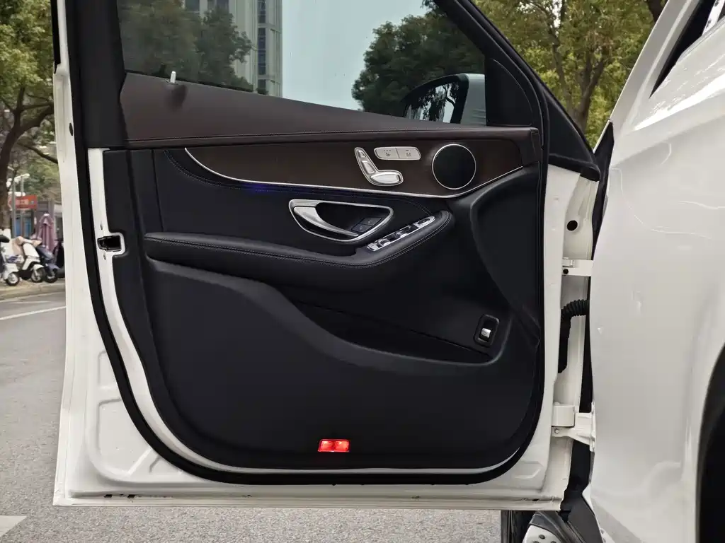 Mercedes-Benz GLC 2020