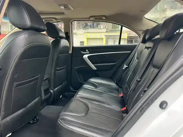 Geely Emgrand 2017