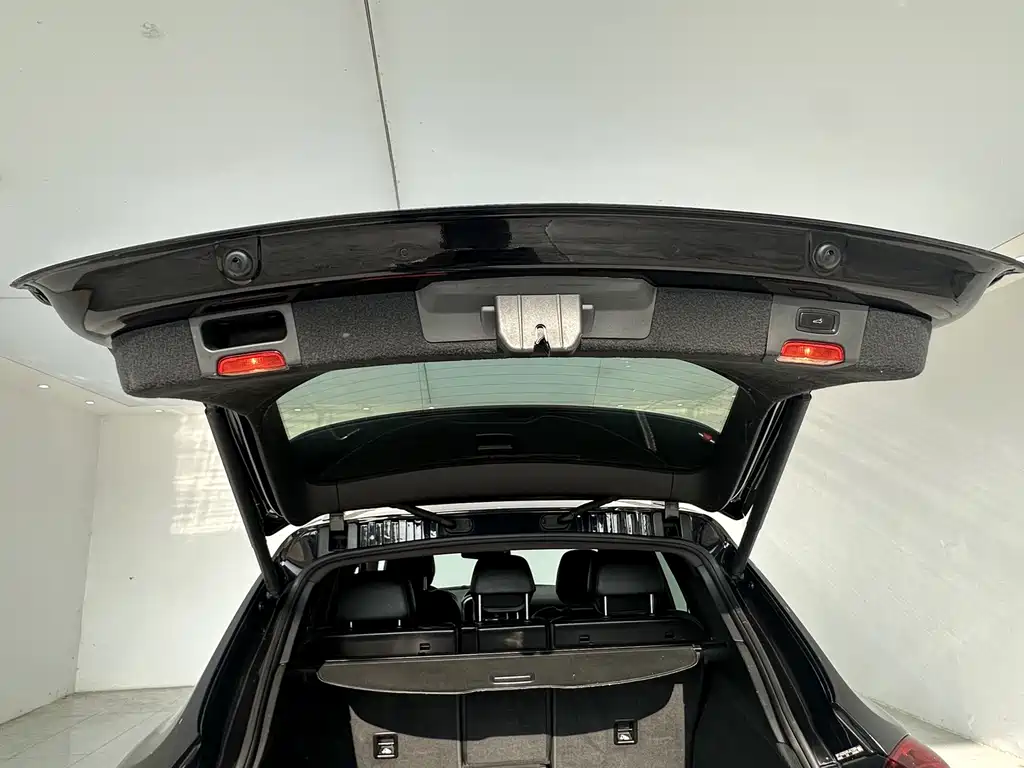 Porsche Cayenne 2015 — фото 14