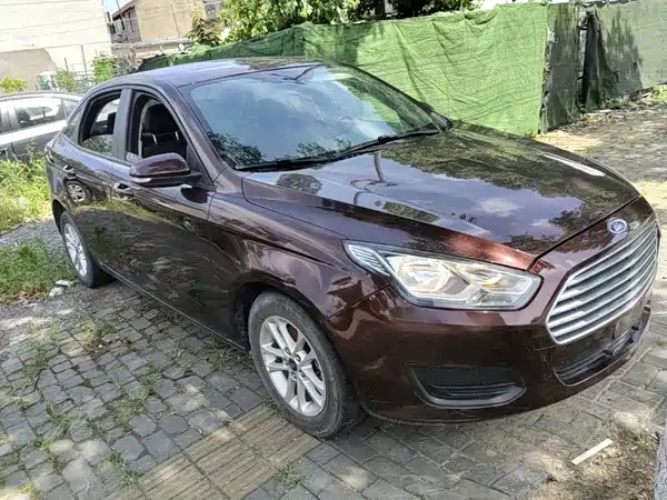 Ford Escort 2020